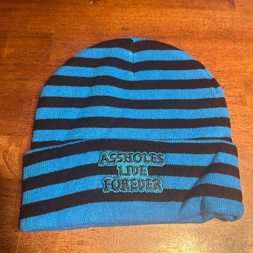 Assholes live forever beanie OS (3350) NEW